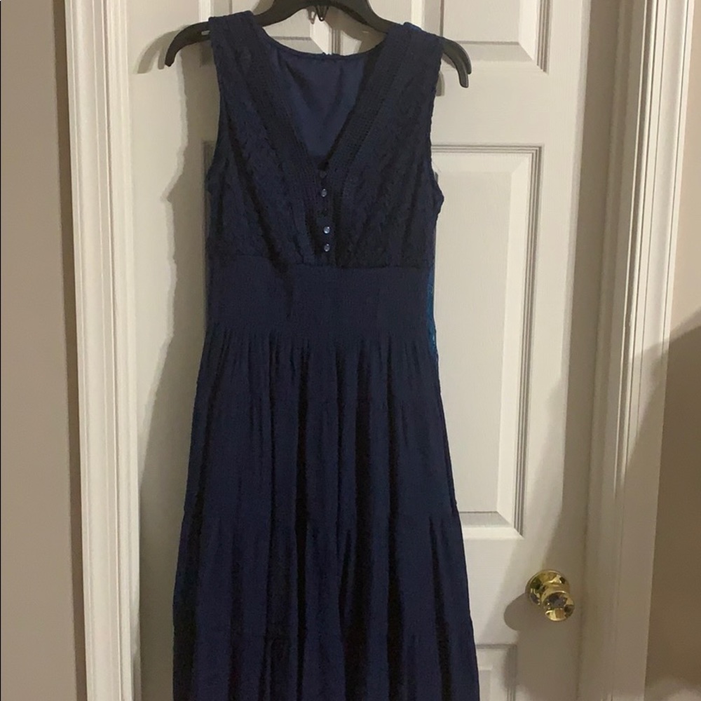 Beautiful blue sleeveless dress